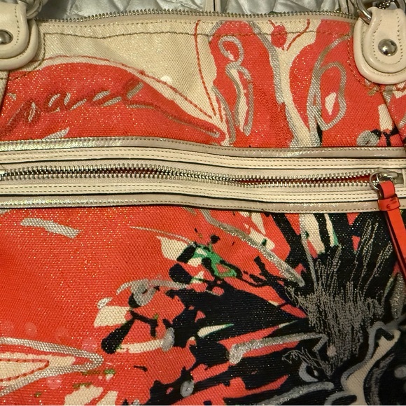 Stella & Dot Coral and Cream Floral Canvas Tote - Picture 6 of 11